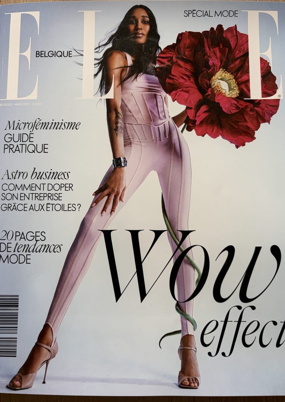 Couverture du ELLE Belgique de mars 2025, avec le dossier Astro business